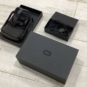 Meta quest 1 with box and controller